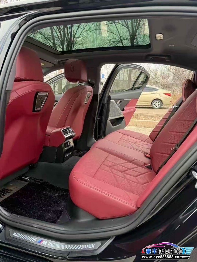 24年宝马5系轿车抵押车出售