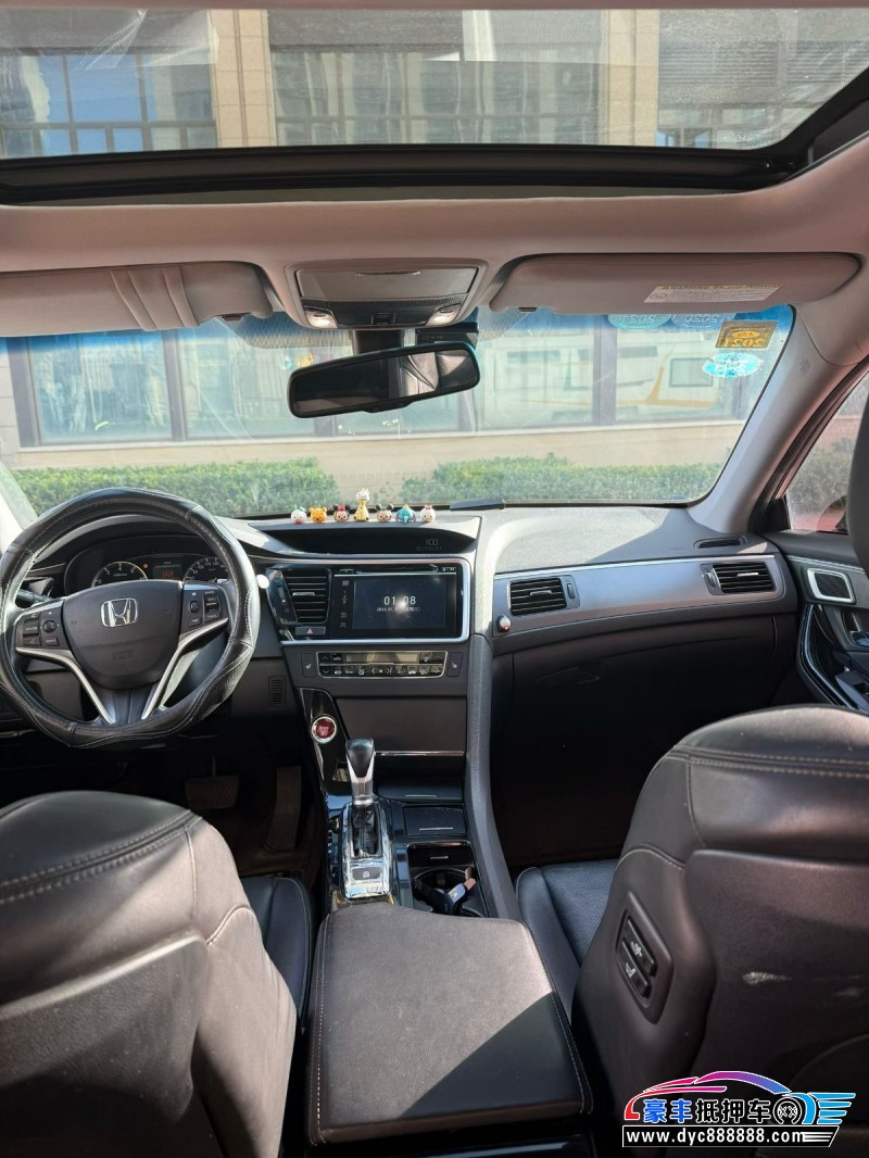 17年本田思铂睿轿车抵押车出售