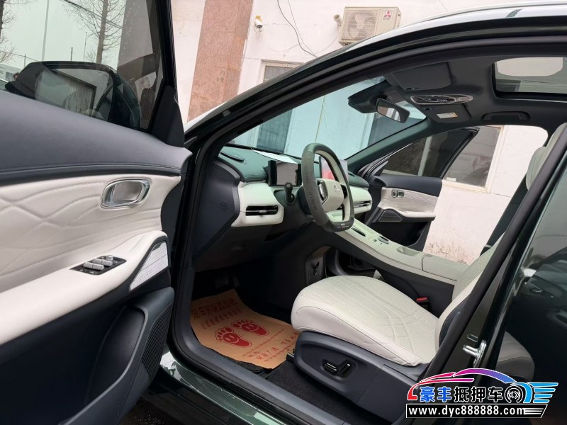 25年吉利银河轿车抵押车出售