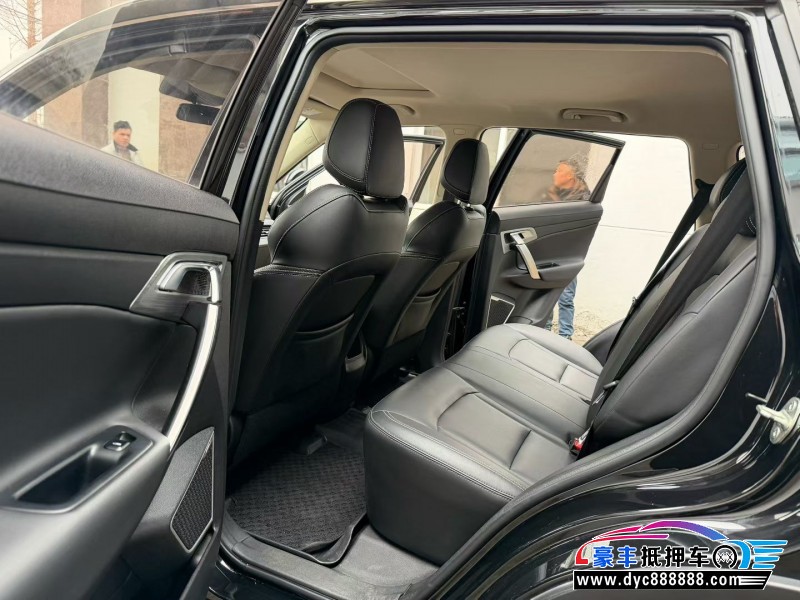 20年吉利博越轿车抵押车出售