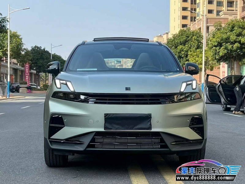 25年领克06轿车抵押车出售