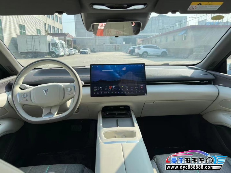 26年长安深蓝L07轿车抵押车出售