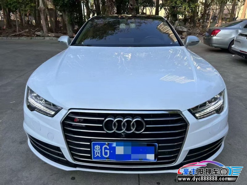17年奥迪A7轿车抵押车出售