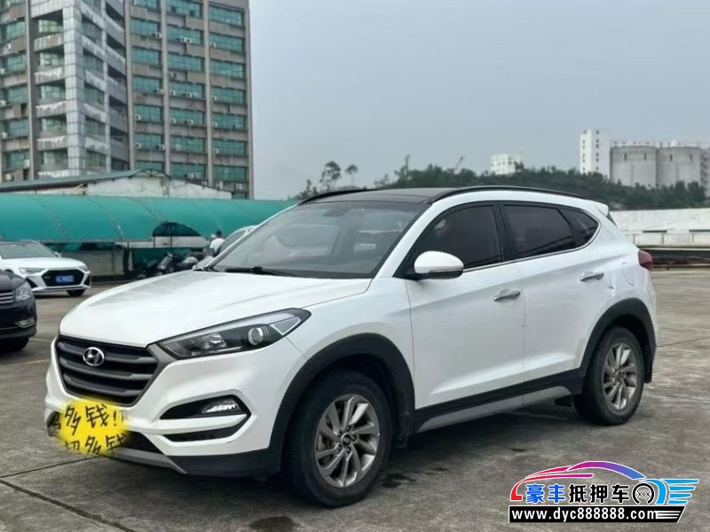 19年现代途胜轿车抵押车出售