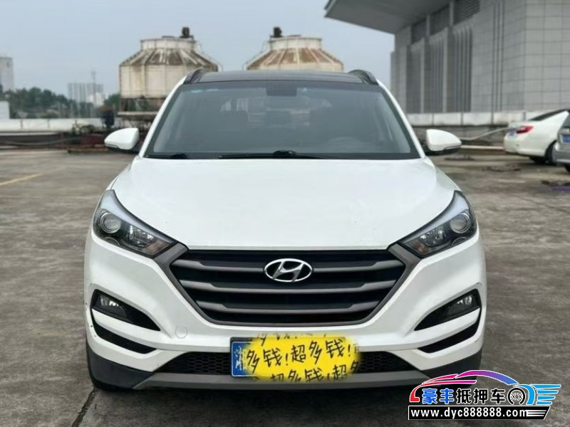 抵押车出售19年现代途胜轿车