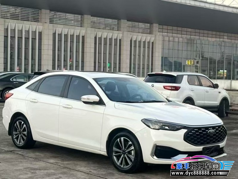 22年福特福睿斯轿车抵押车出售