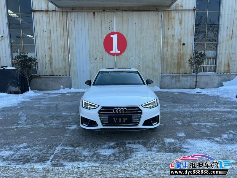 18年奥迪A4L轿车抵押车出售