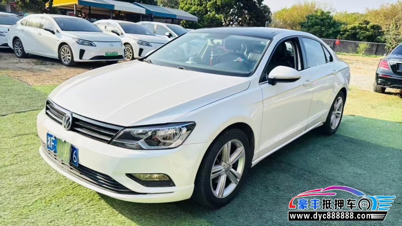 17年大众凌渡轿车抵押车出售