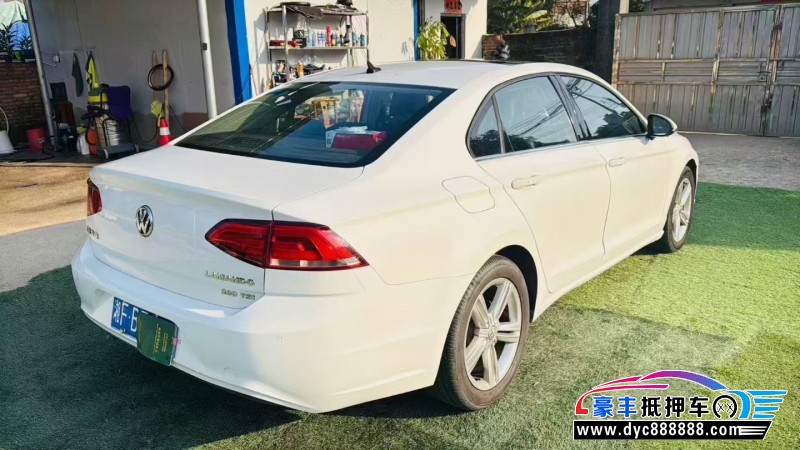 17年大众凌渡轿车抵押车出售