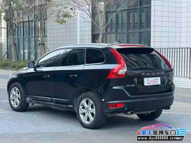 13年沃尔沃XC60轿车抵押车出售