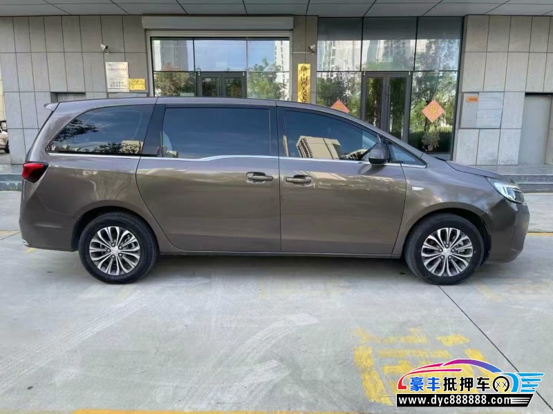 22年别克GL8轿车抵押车出售