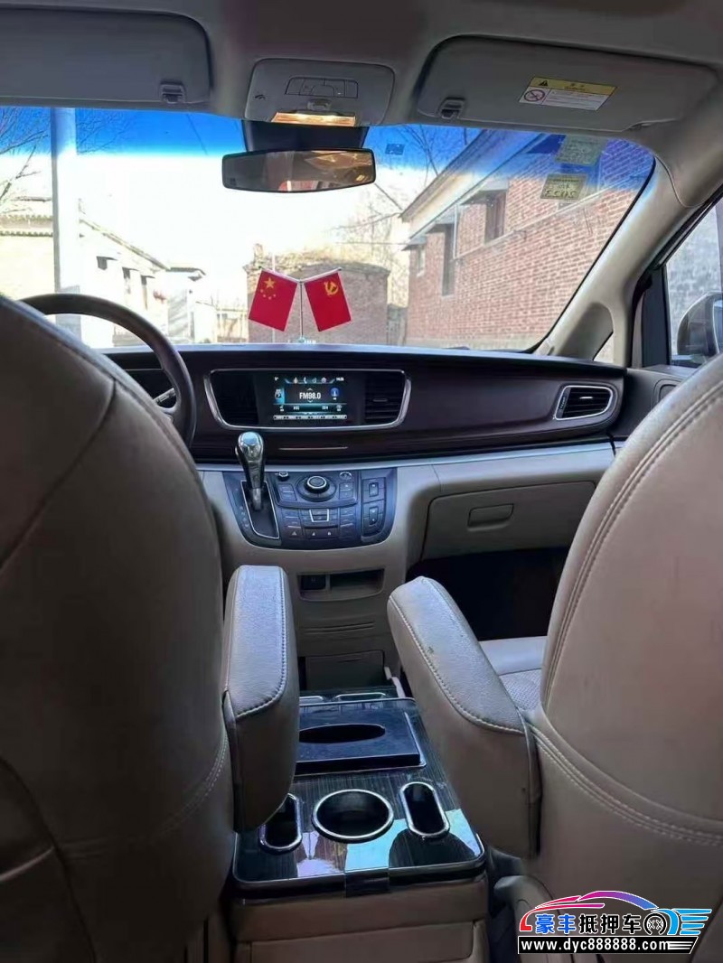 19年别克GL8轿车抵押车出售