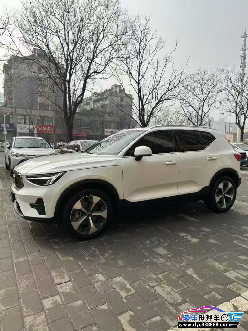 23年沃尔沃XC40轿车抵押车出售