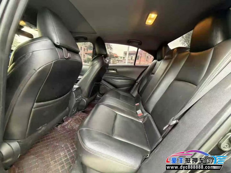 23年丰田雷凌轿车抵押车出售