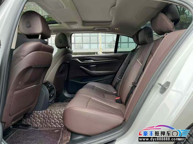 21年宝马5系轿车抵押车出售