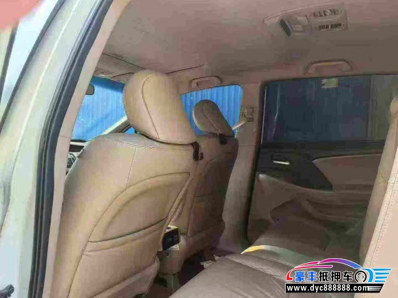 13年本田奥德赛轿车抵押车出售