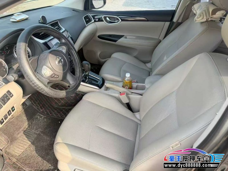 20年日产轩逸轿车抵押车出售