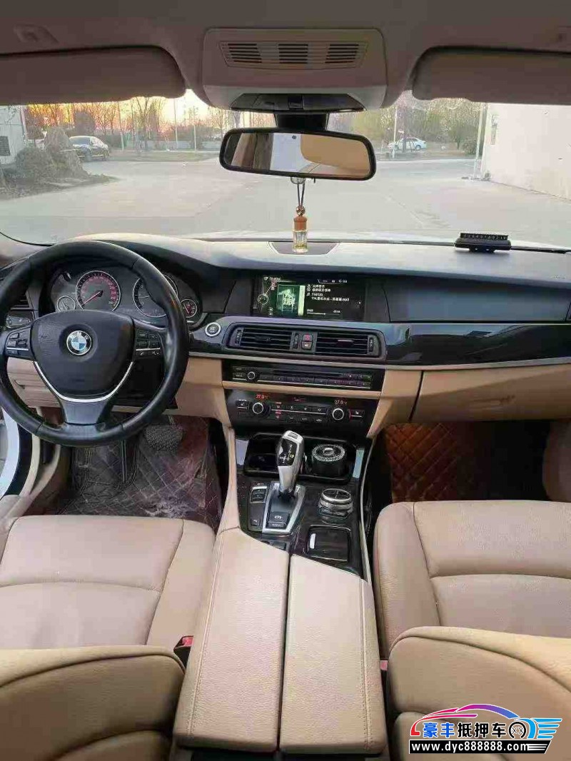 13年宝马5系轿车抵押车出售