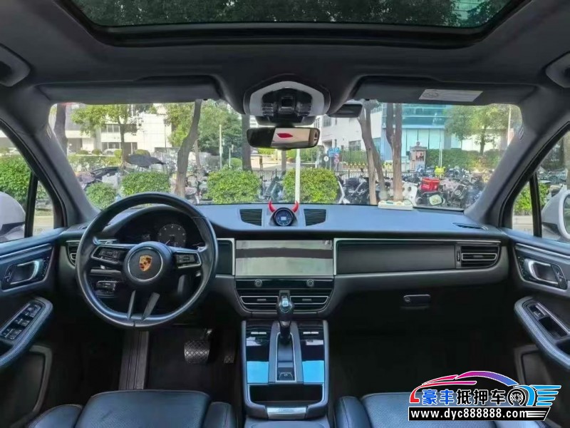 22年保时捷Macan迈凯轿车抵押车出售
