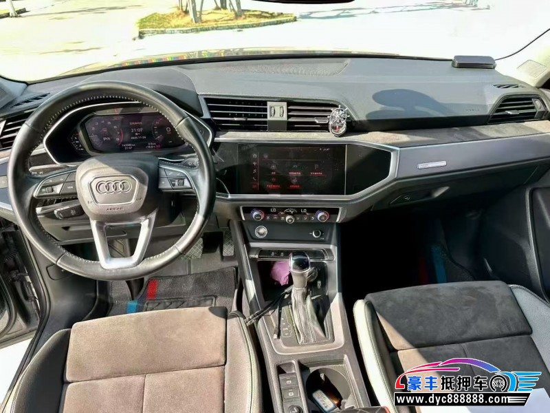 19年奥迪Q3轿车抵押车出售