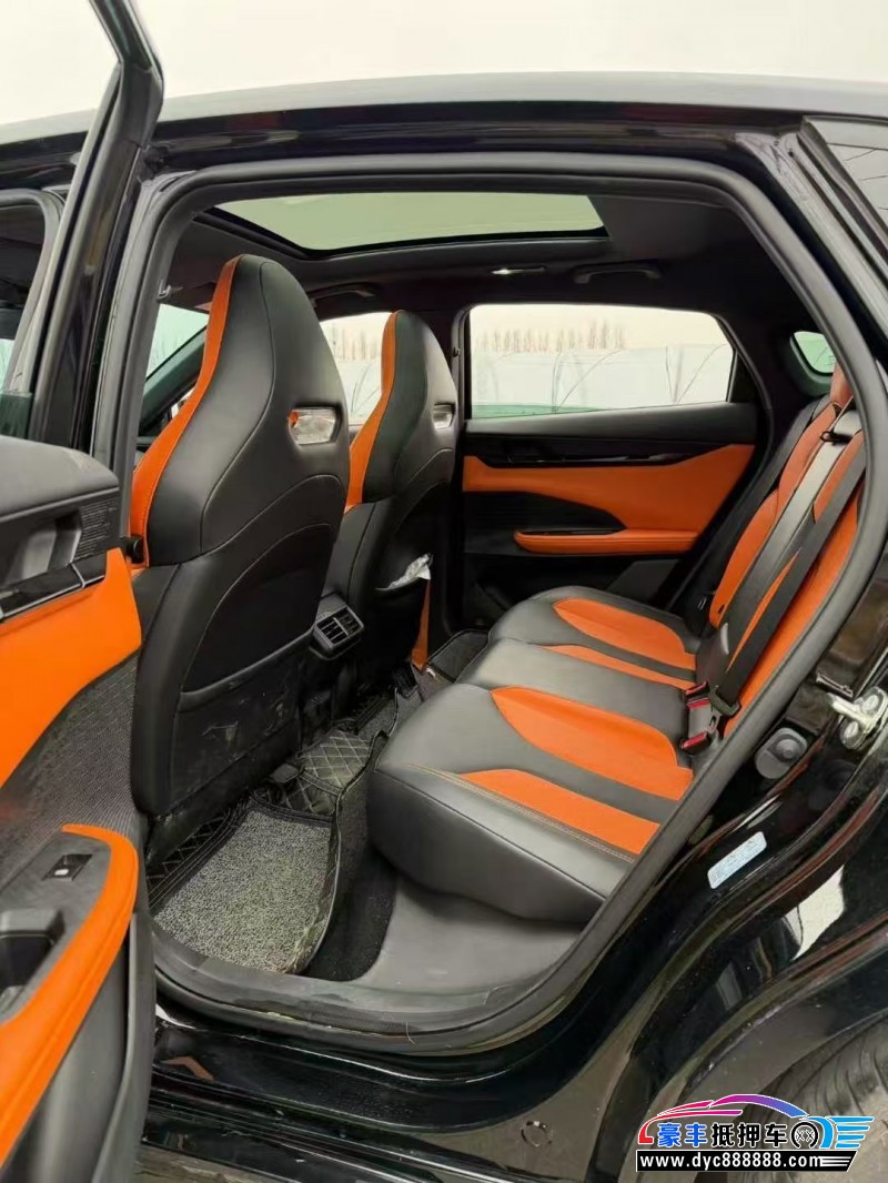 24年长安长安UNI轿车抵押车出售