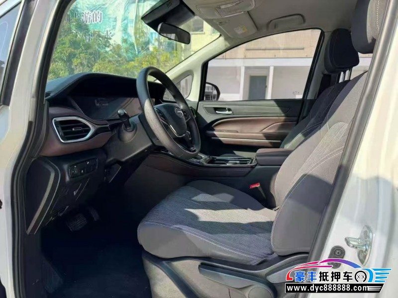 23年传祺m6轿车抵押车出售