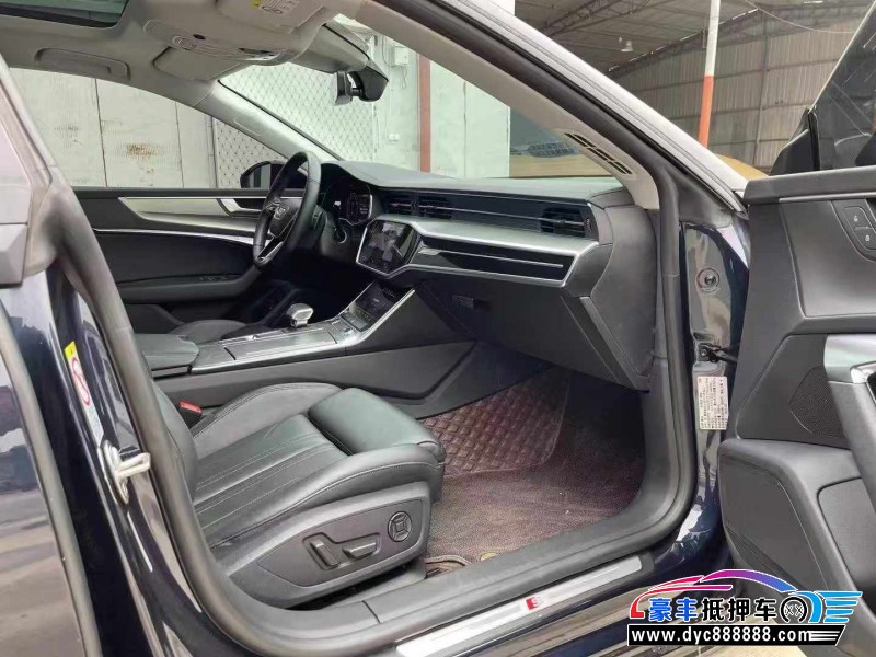 21年奥迪A7轿车抵押车出售