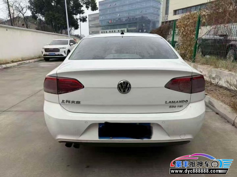 17年大众凌渡轿车抵押车出售