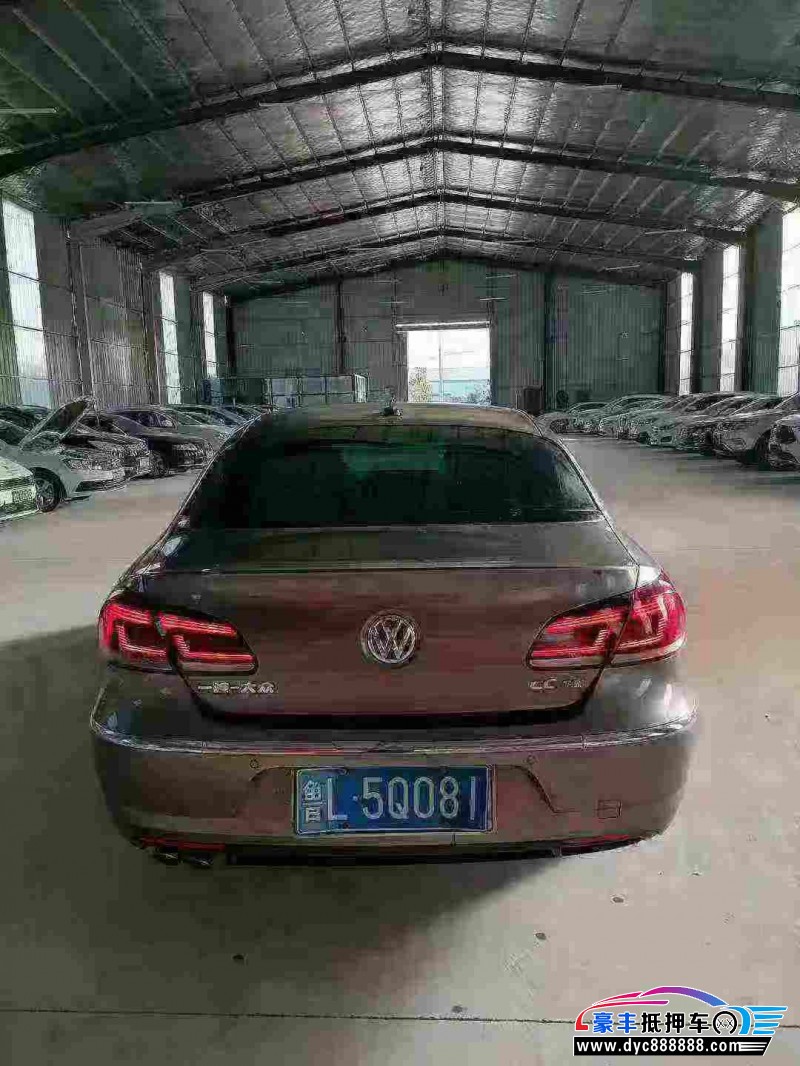 14年大众CC轿车抵押车出售