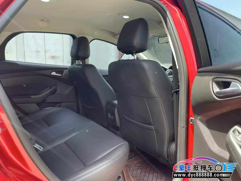 17年福特福克斯轿车抵押车出售