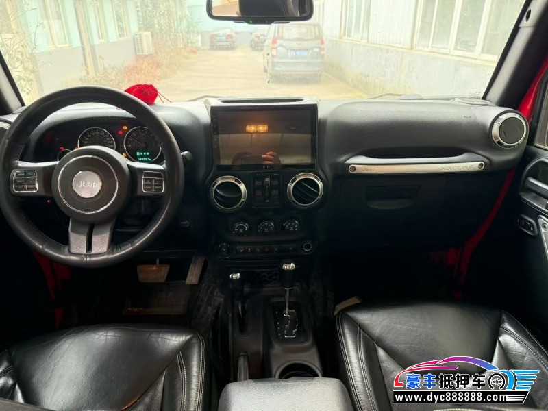 17年Jeep牧马人轿车抵押车出售