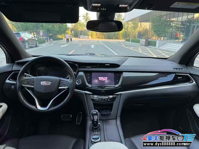 21年凯迪拉克xt6轿车抵押车出售