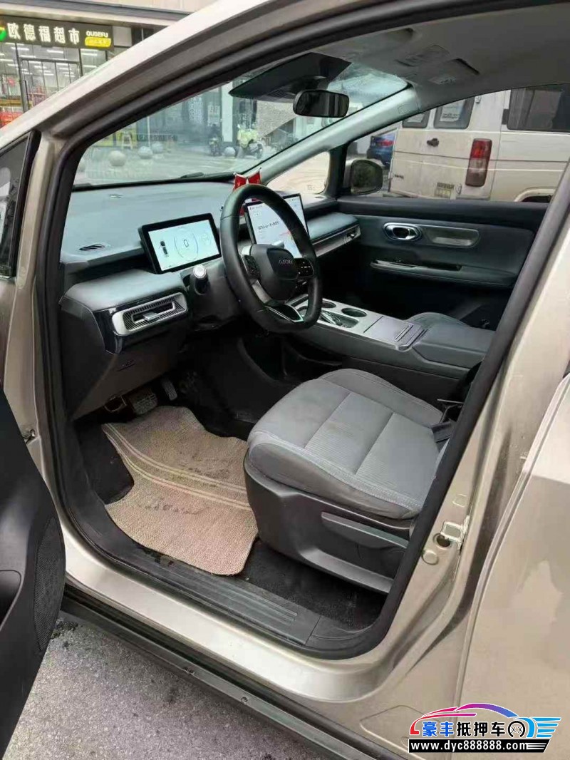 23年埃安Y轿车抵押车出售