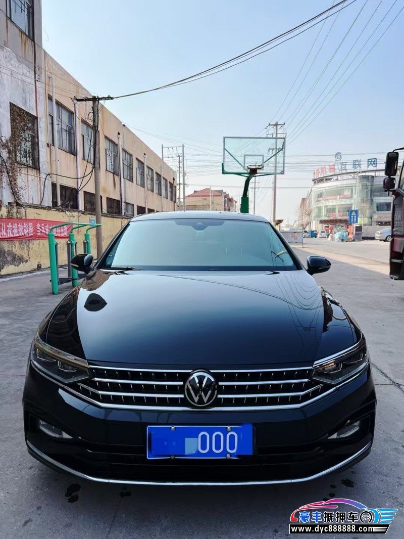 抵押车出售24年大众迈腾轿车