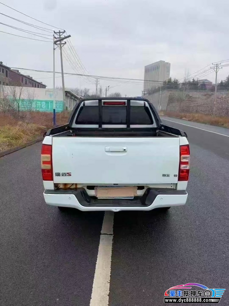 21年五十铃瑞迈轿车抵押车出售