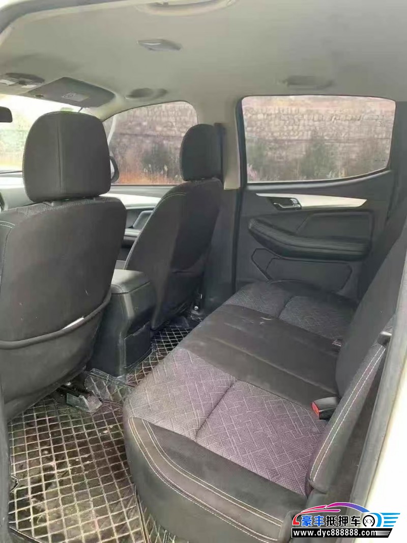 21年五十铃瑞迈轿车抵押车出售