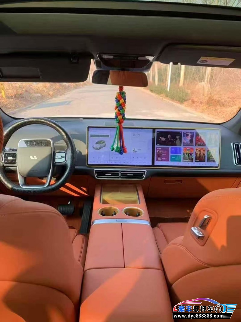 24年理想L7轿车抵押车出售