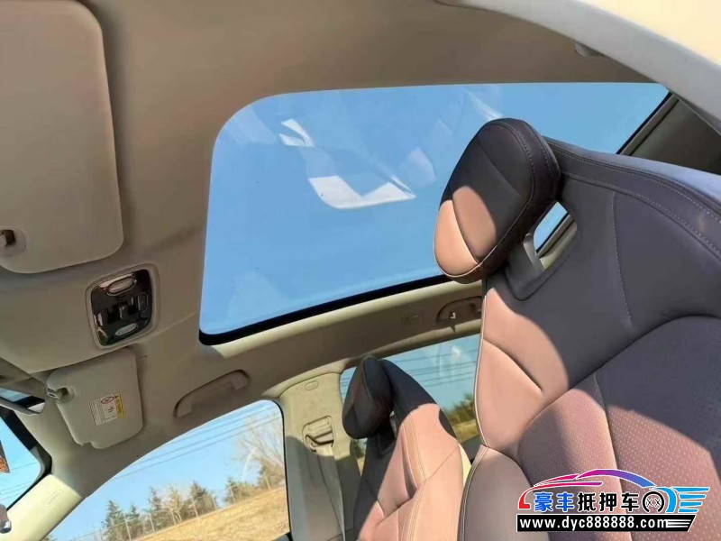 24年零跑C11轿车抵押车出售