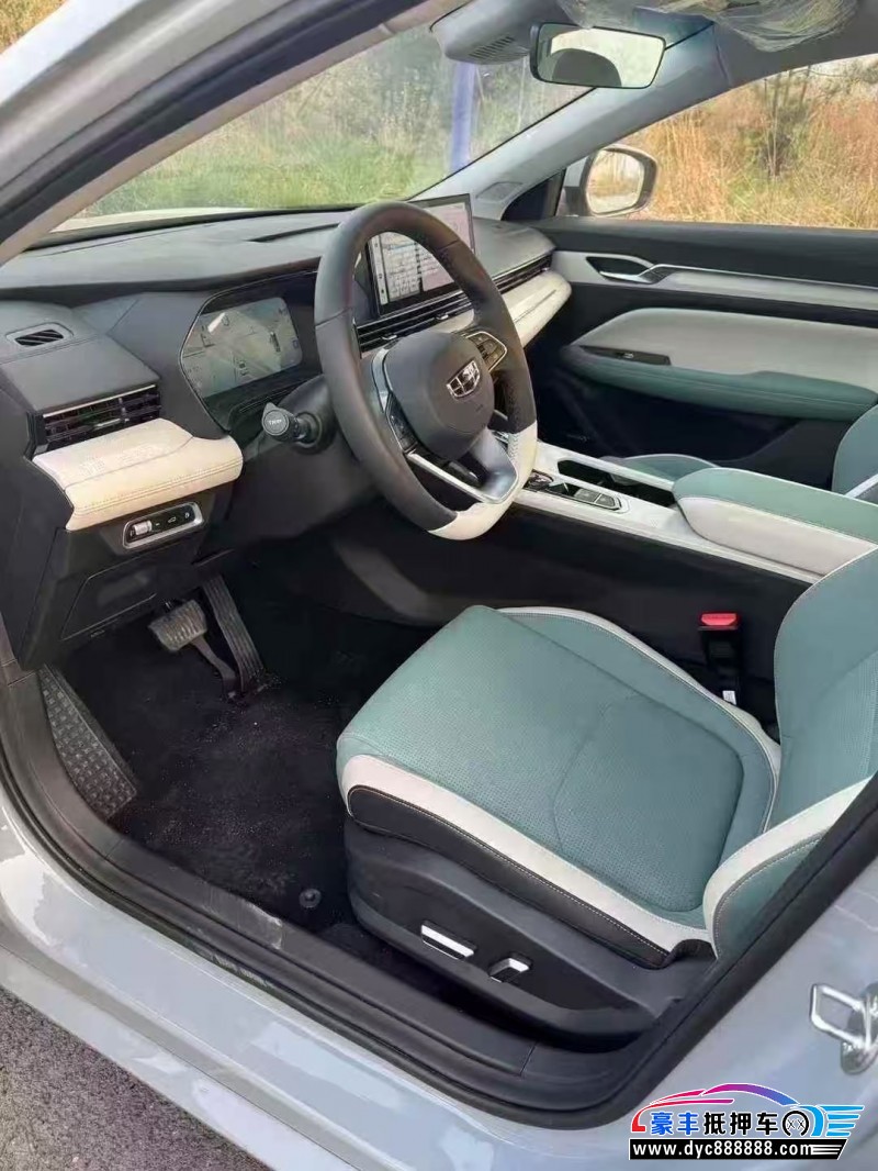 24年吉利雷神轿车抵押车出售