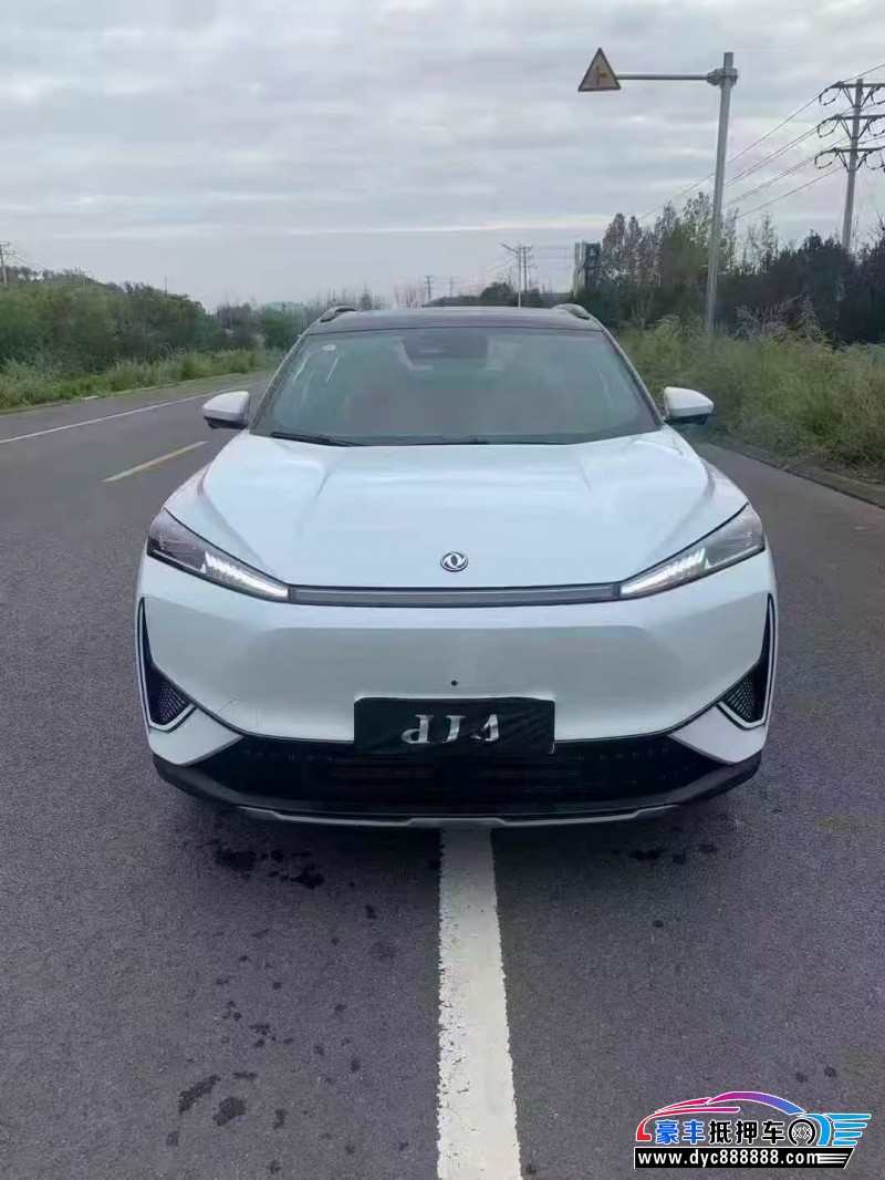 25年东风风神L7轿车抵押车出售