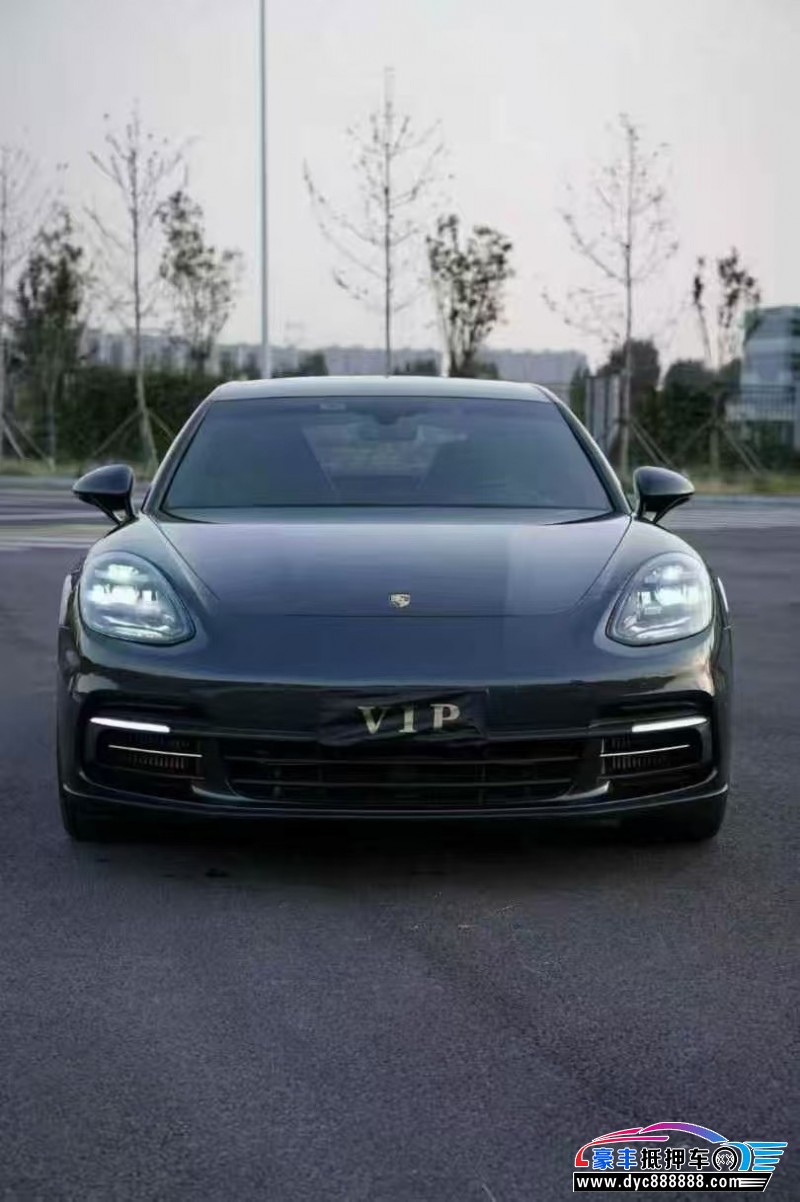 抵押车出售19年保时捷帕纳梅拉轿车