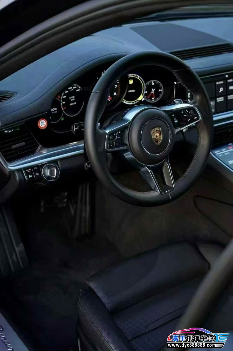 19年保时捷帕纳梅拉轿车抵押车出售