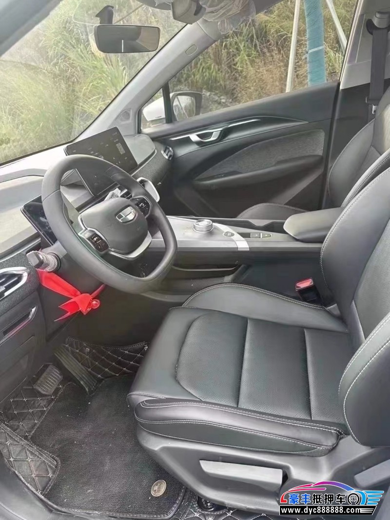 23年吉利几何轿车抵押车出售