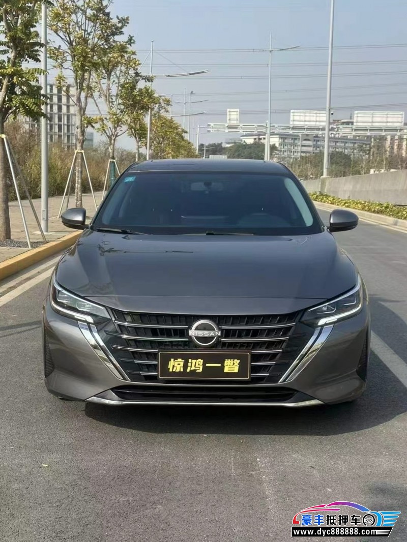 抵押车出售25年日产轩逸轿车