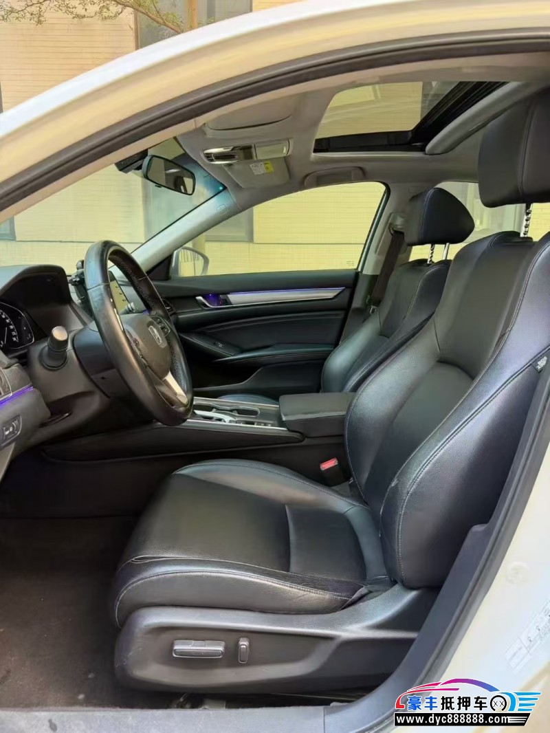 19年本田雅阁轿车抵押车出售