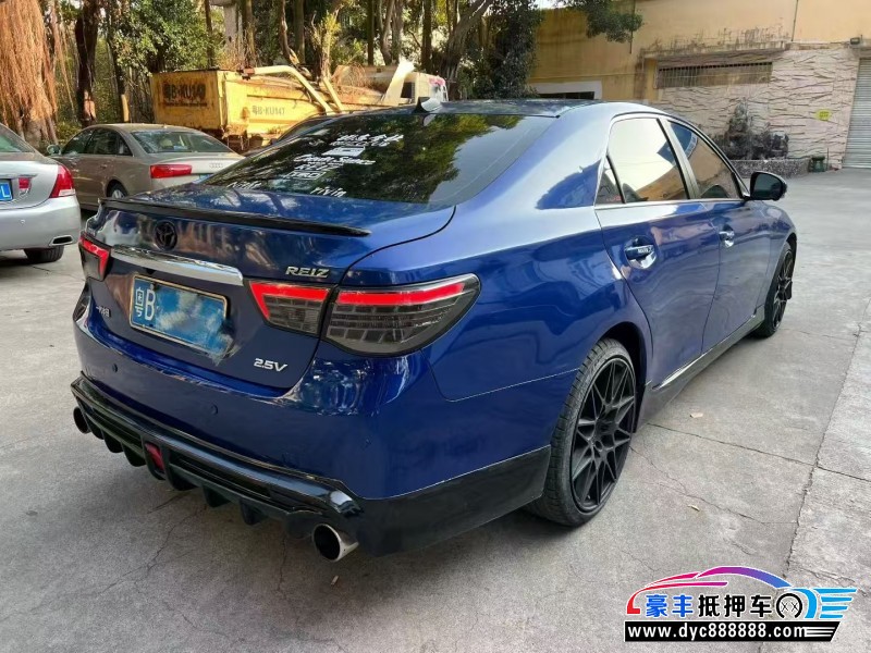 12年丰田锐志轿车抵押车出售