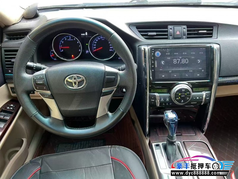 12年丰田锐志轿车抵押车出售