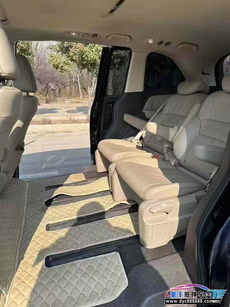 16年本田奥德赛轿车抵押车出售