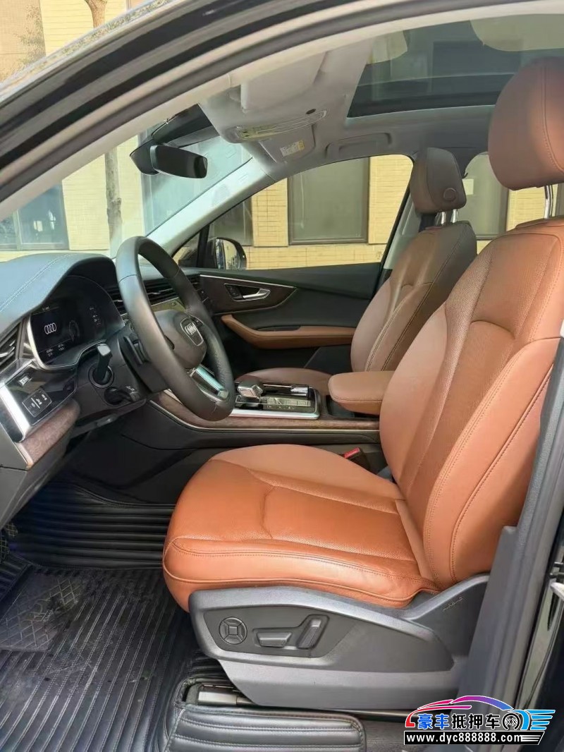 23年奥迪Q7轿车抵押车出售