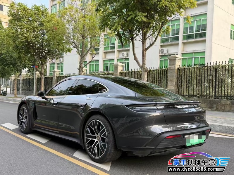 22年保时捷TaYcan轿车抵押车出售